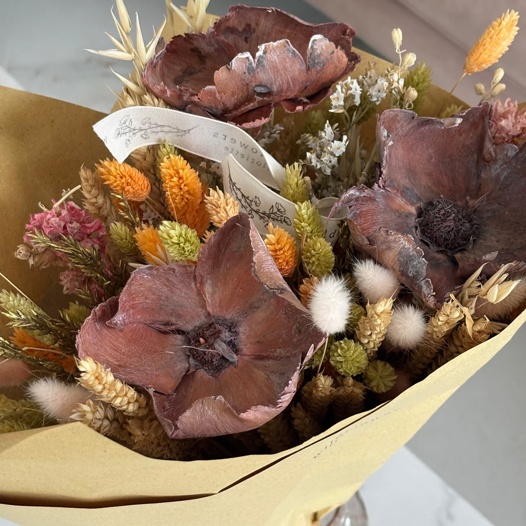 AUTUMN Blooms