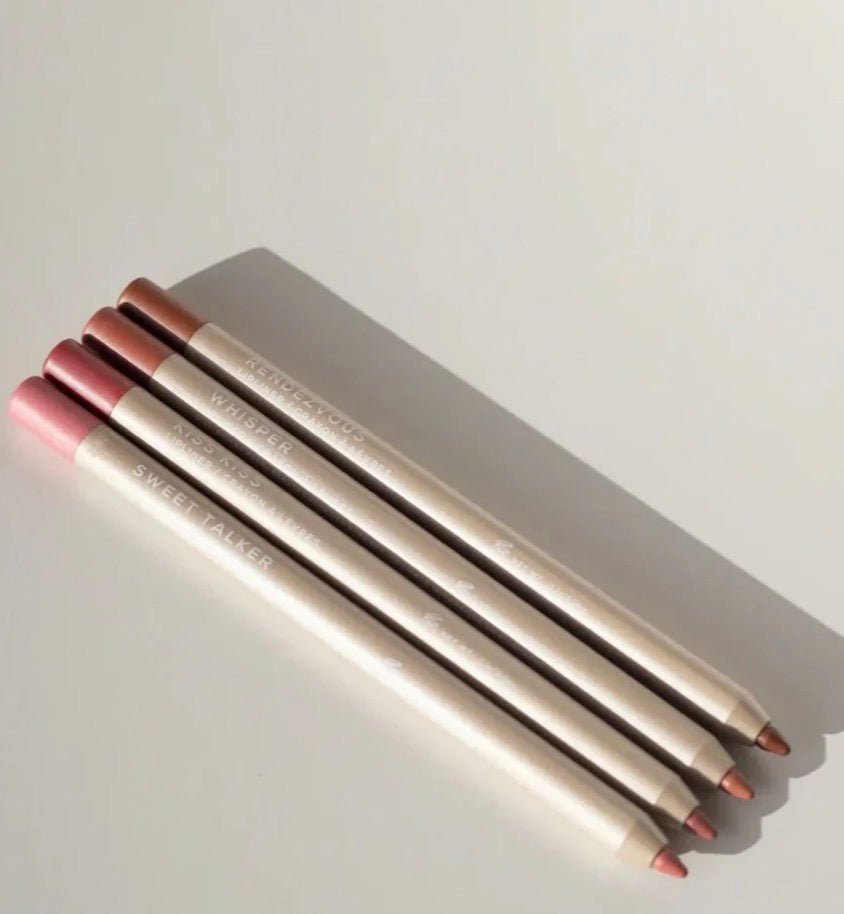 PEARL 'Whisper' Lipliner