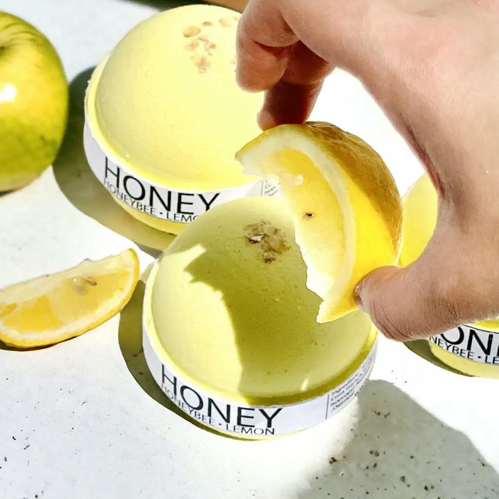 'HONEY' Bath Bomb