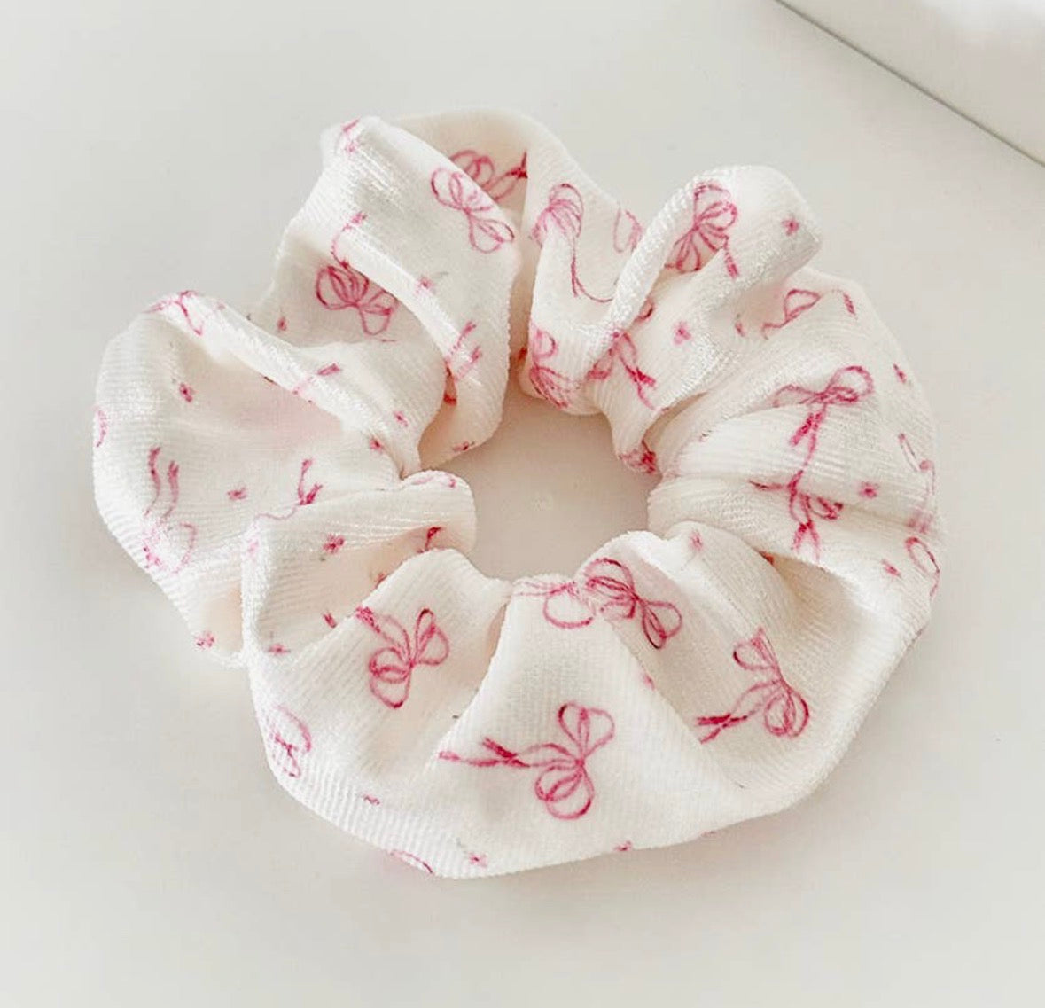 Coconut Lane Bow Print Scrunchie